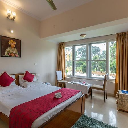 Kstdc Hotel Mayura Kauvery Krs Hosa Kannambādi Buitenkant foto